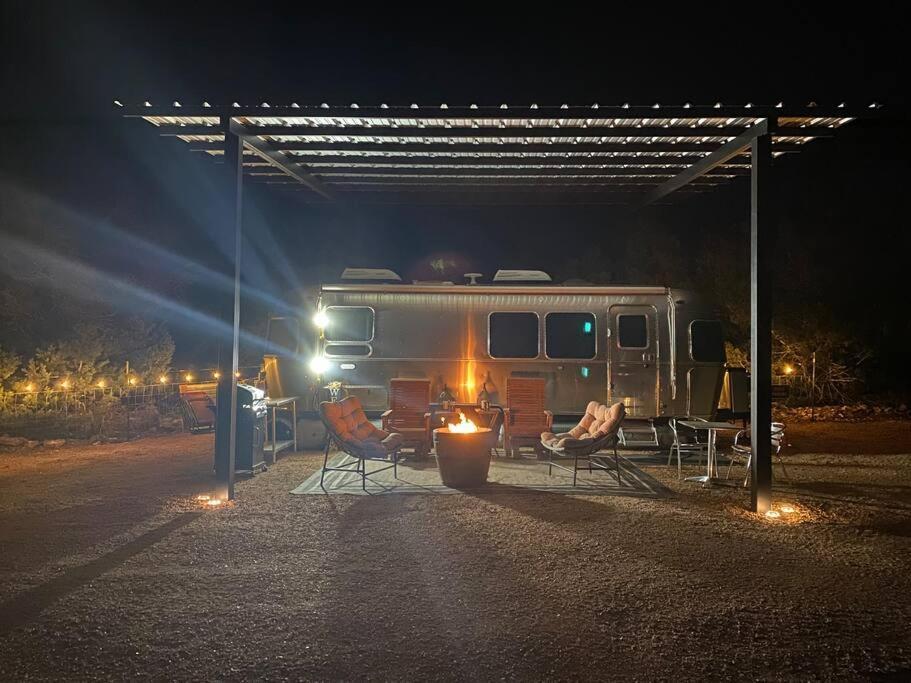 Airstream Alfresco Hotell Fredericksburg Exteriör bild